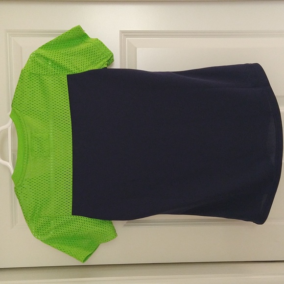 *ATTENTION SEAHAWK FANS* Women's Seahawk Shirt with Lace Up Detailing, Size M - Picture 2 of 4